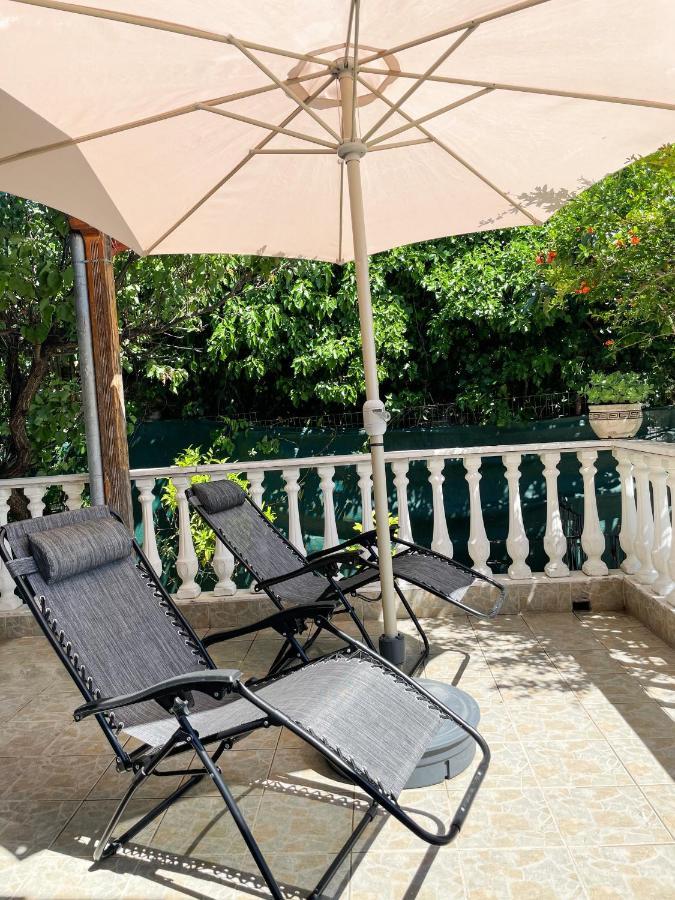 Casa Lia-Beach Front Villa Nea Kallikrateia Kültér fotó