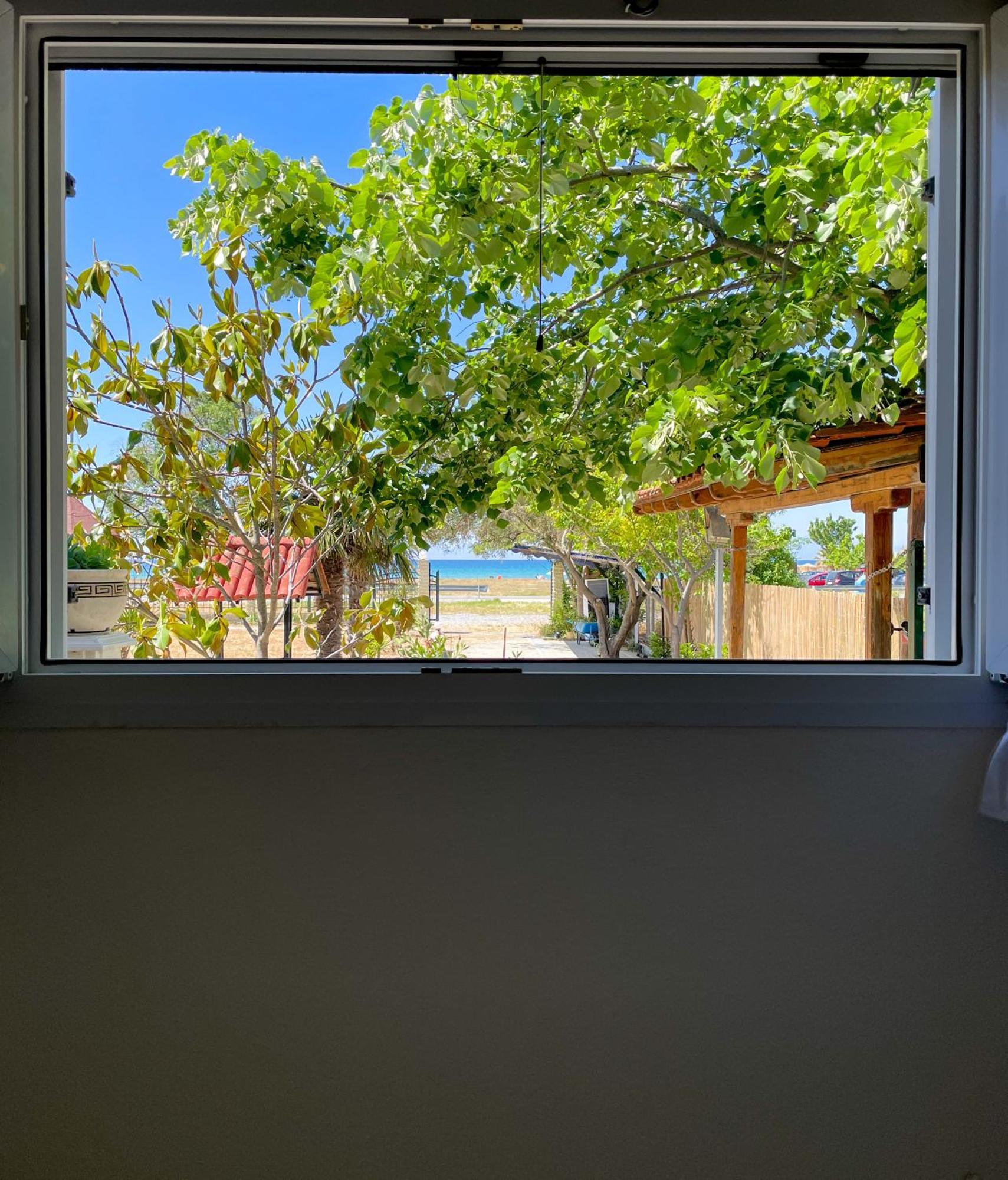 Casa Lia-Beach Front Villa Nea Kallikrateia Kültér fotó